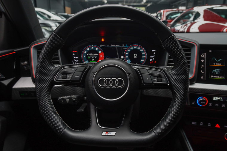 Vehicle Image 20