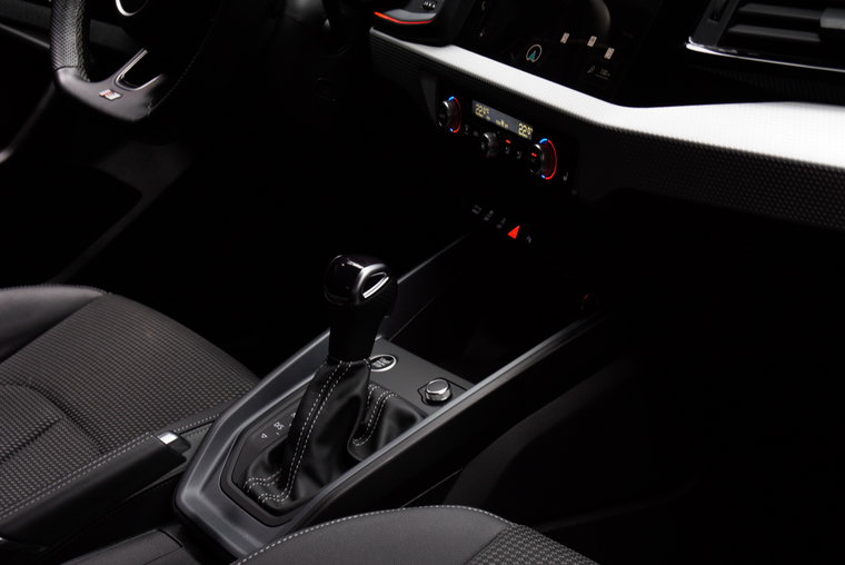 Vehicle Image 39
