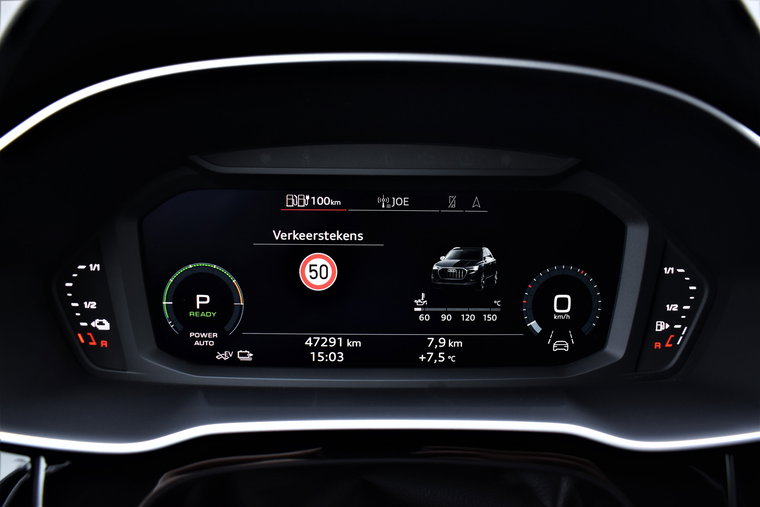 Vehicle Image 30
