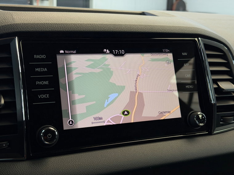 Vehicle Image 21