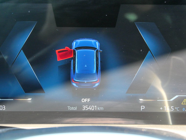 Vehicle Image 38