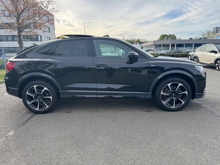Vehicle Image 30