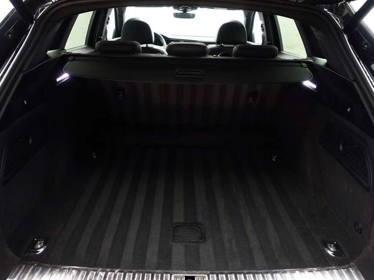 Vehicle Image 39