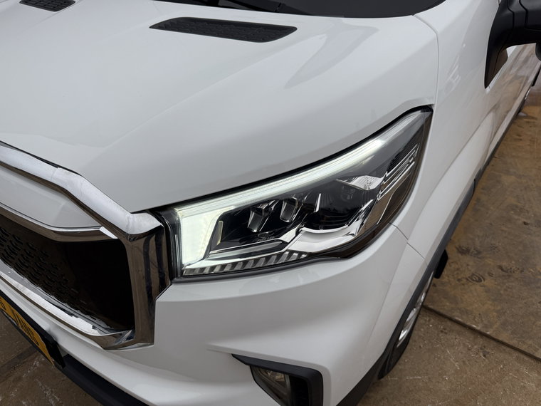 Vehicle Image 31