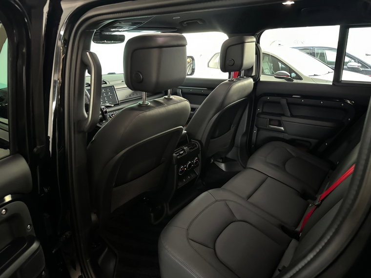 Vehicle Image 22