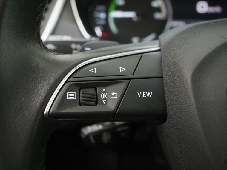 Vehicle Image 24