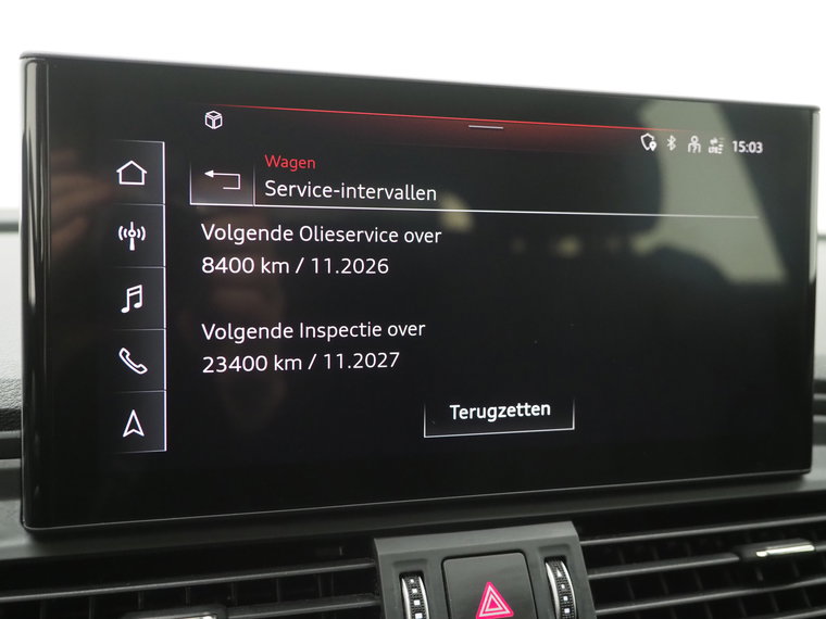 Vehicle Image 32