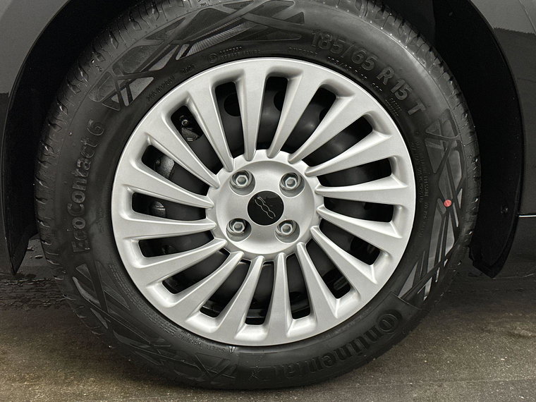 Vehicle Image 23