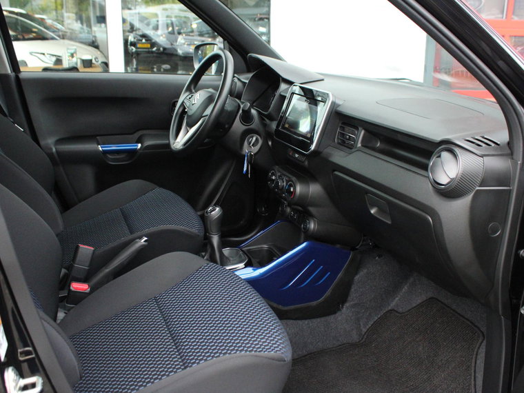 Vehicle Image 35