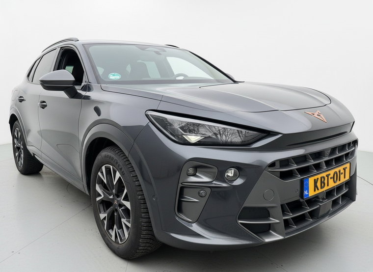 Vehicle Image 9