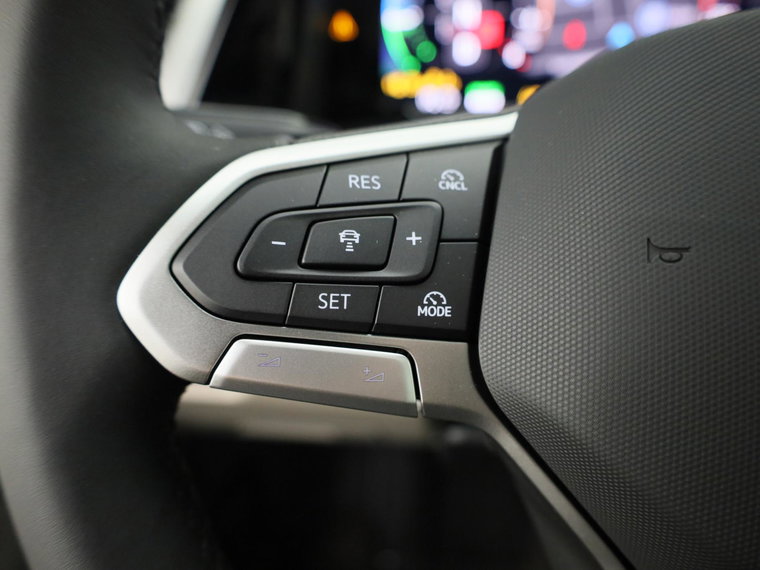 Vehicle Image 39
