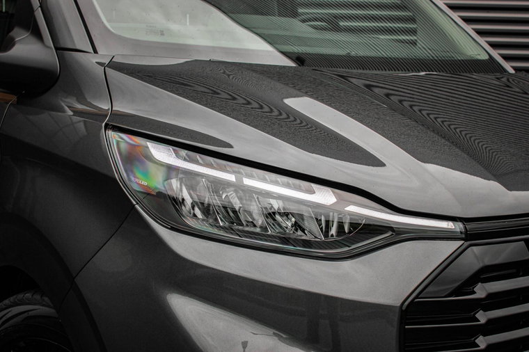 Vehicle Image 15