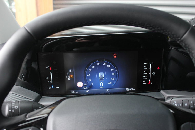 Vehicle Image 35