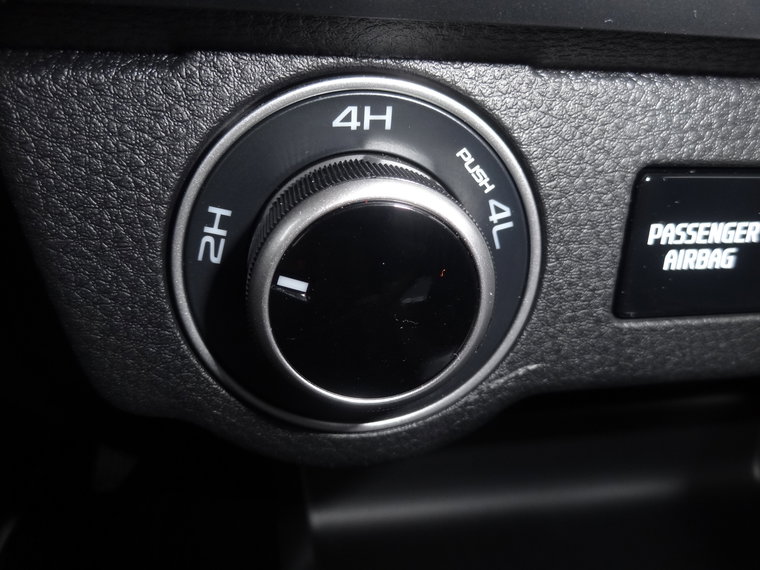 Vehicle Image 32