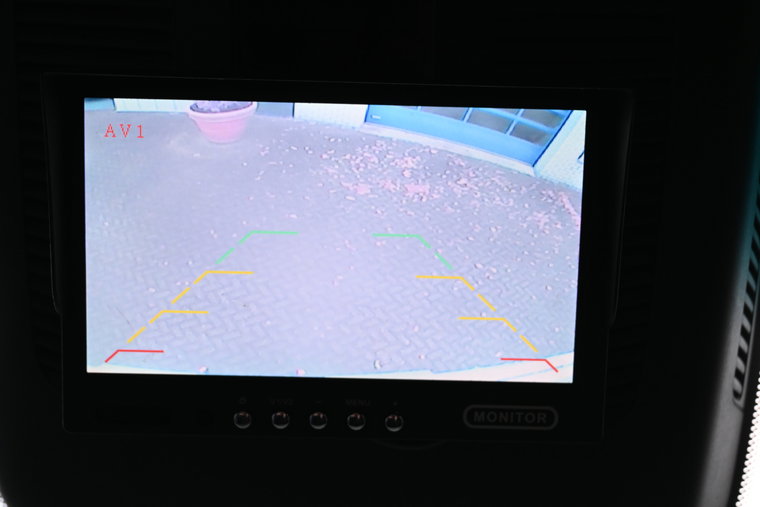 Vehicle Image 13