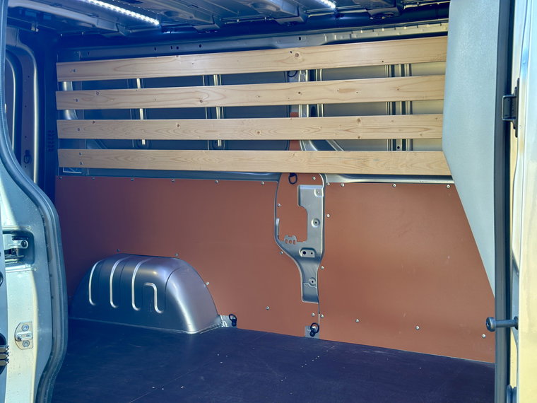 Vehicle Image 34