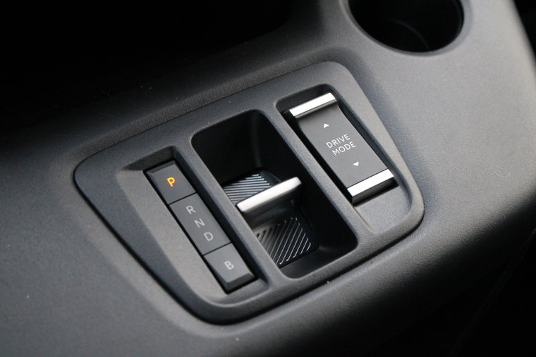 Vehicle Image 24