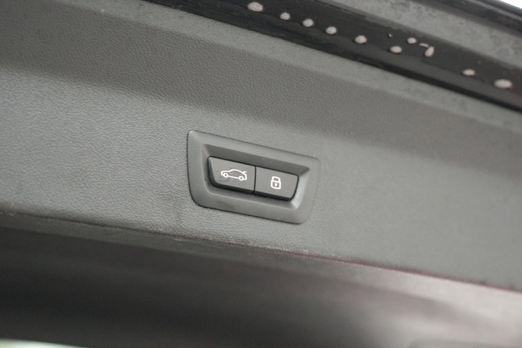Vehicle Image 45