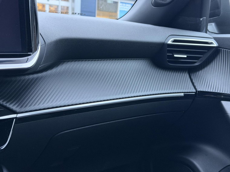 Vehicle Image 28