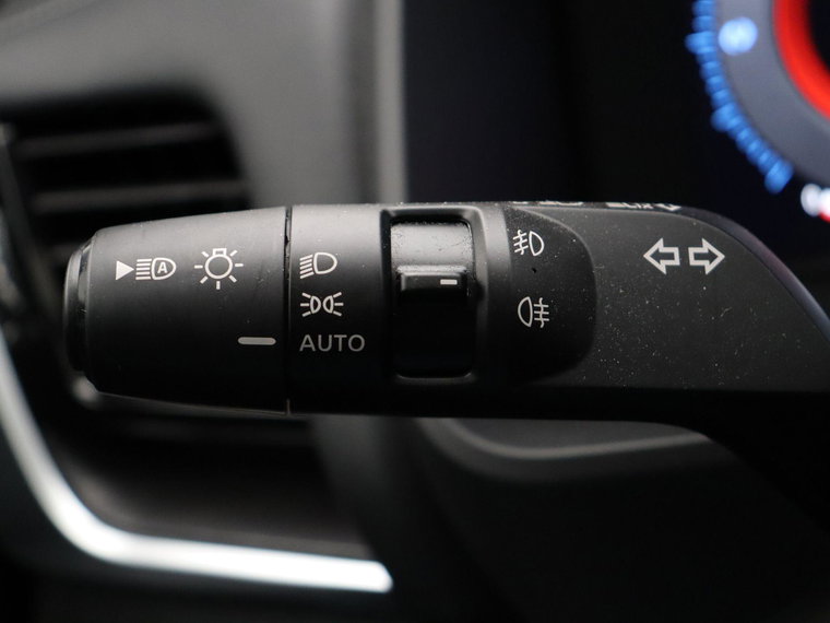 Vehicle Image 28