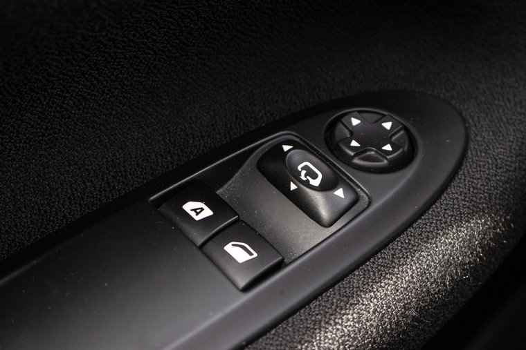 Vehicle Image 40