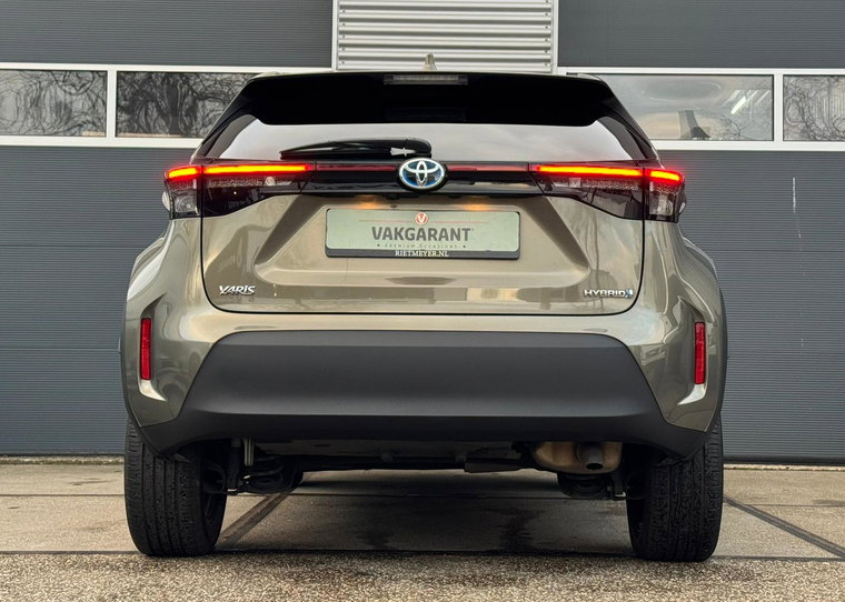 Vehicle Image 6