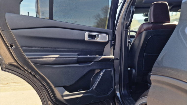 Vehicle Image 18