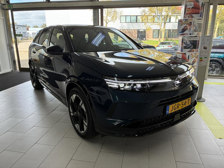 Vehicle Image 50