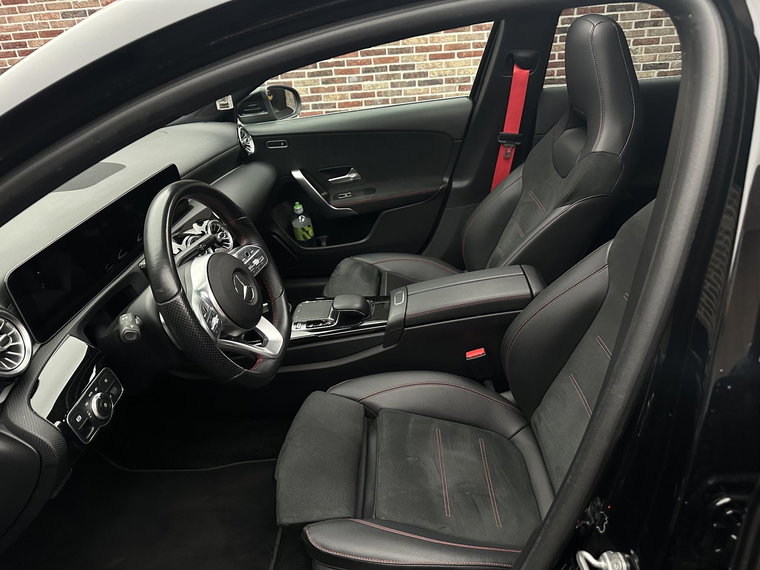 Vehicle Image 41