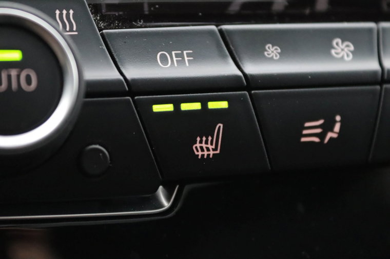 Vehicle Image 24