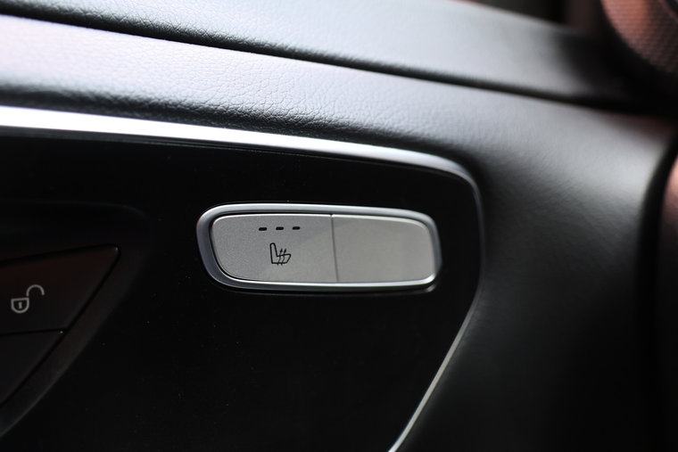 Vehicle Image 40