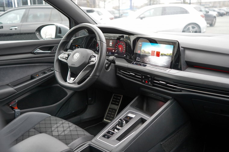 Vehicle Image 37