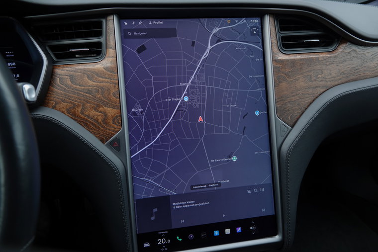 Vehicle Image 10