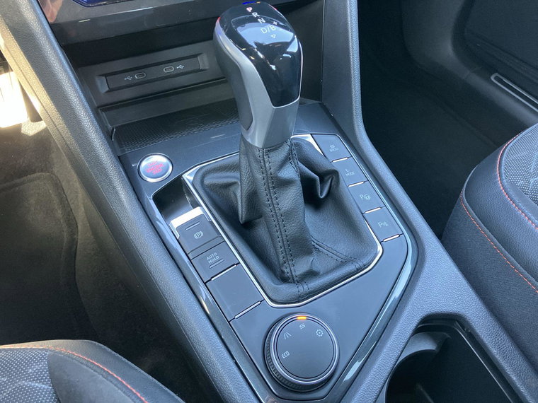 Vehicle Image 24