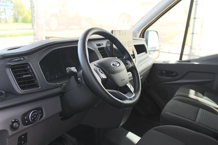 Vehicle Image 31