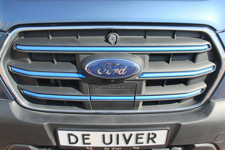 Vehicle Image 11