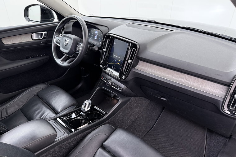 Vehicle Image 19