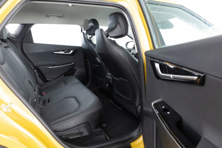 Vehicle Image 19