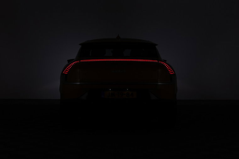 Vehicle Image 33