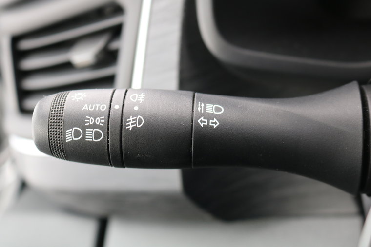 Vehicle Image 32