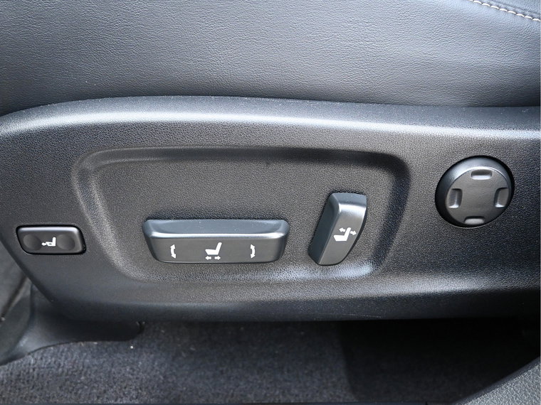 Vehicle Image 29
