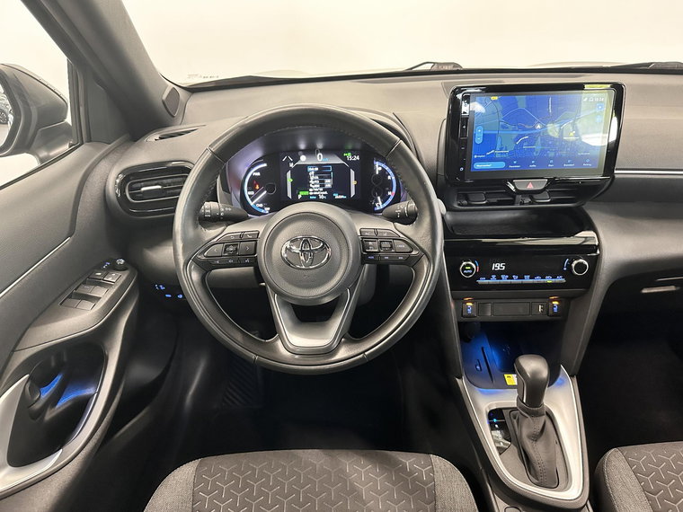 Vehicle Image 14