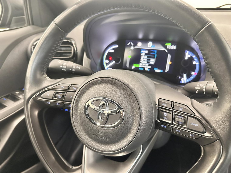 Vehicle Image 15