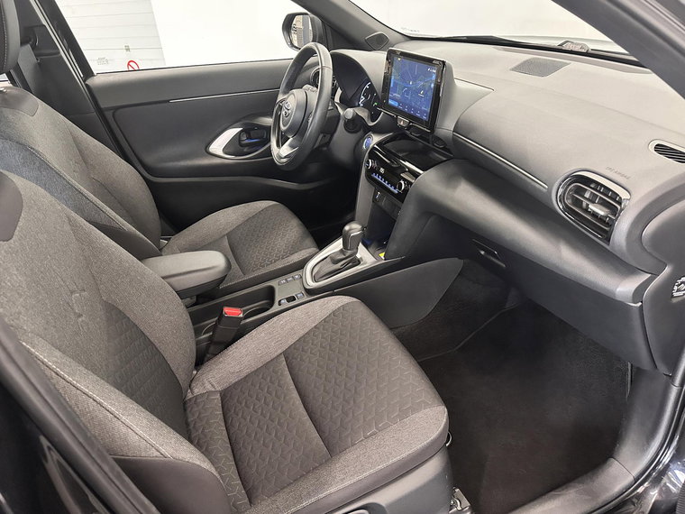 Vehicle Image 21