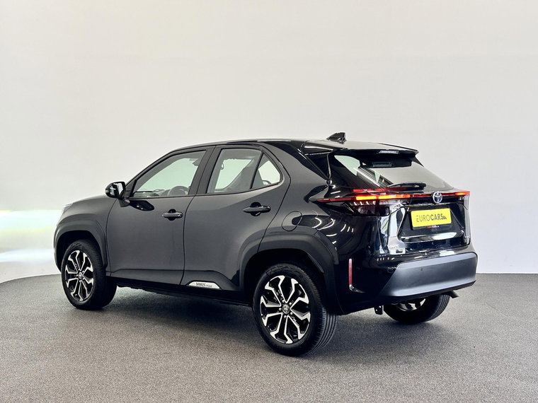 Vehicle Image 9