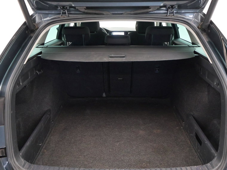 Vehicle Image 39