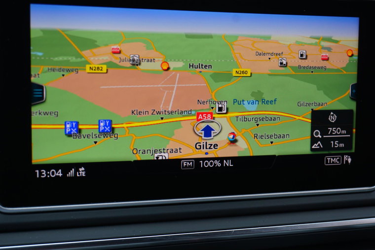 Vehicle Image 11