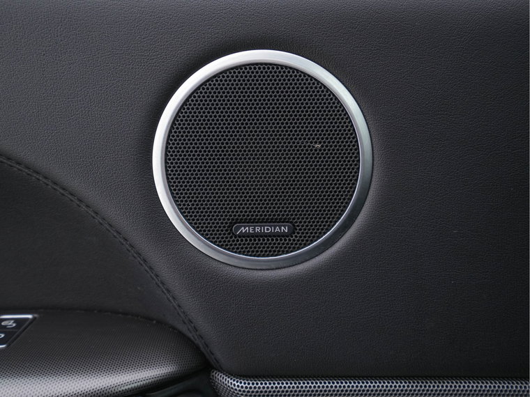 Vehicle Image 24