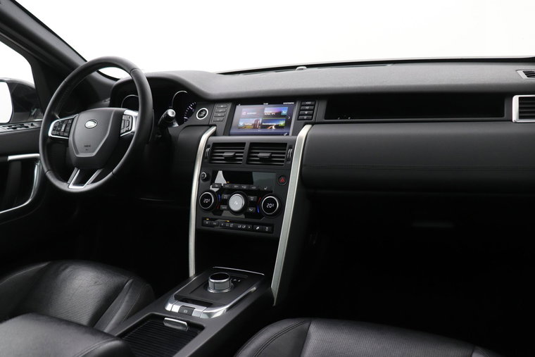 Vehicle Image 19
