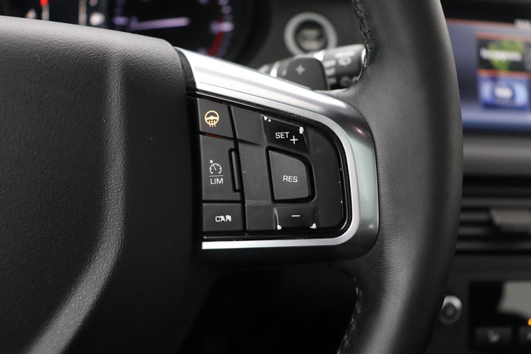 Vehicle Image 36